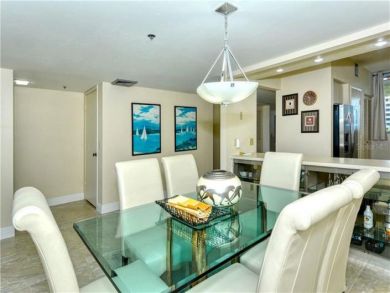 Charming Vacation Rental on Longboat Key. Call Today